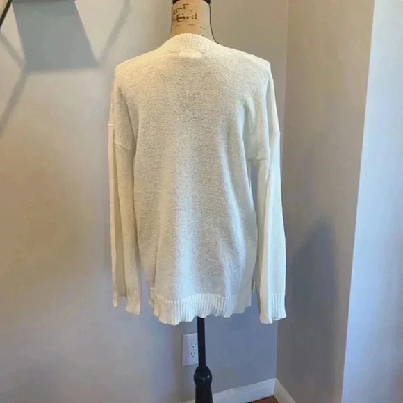 Mystree V-Neck Sweater NWOT - Picture 3 of 5